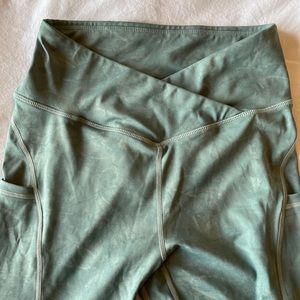 High waisted leggings